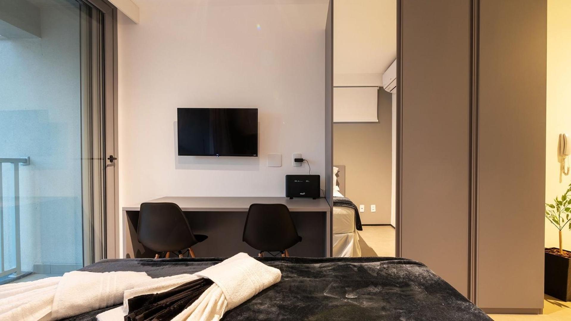 By Dabra House: Completos Em Moema Em Frente Ao Shopping Ibirapuera Holiday home